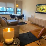 Besthomestay- Lisbon- Garden, Pool & Garage