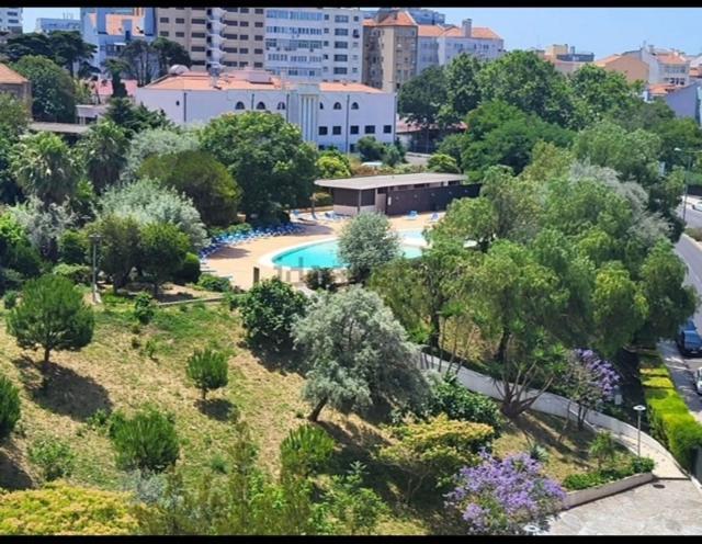 Besthomestay- Lisbon- Garden, Pool & Garage