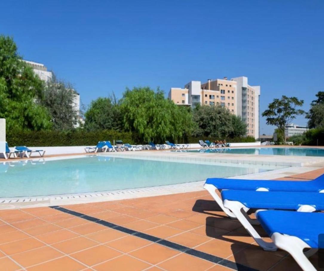 Apartment Besthomestay- Lisbon- Garden, Pool & Garage