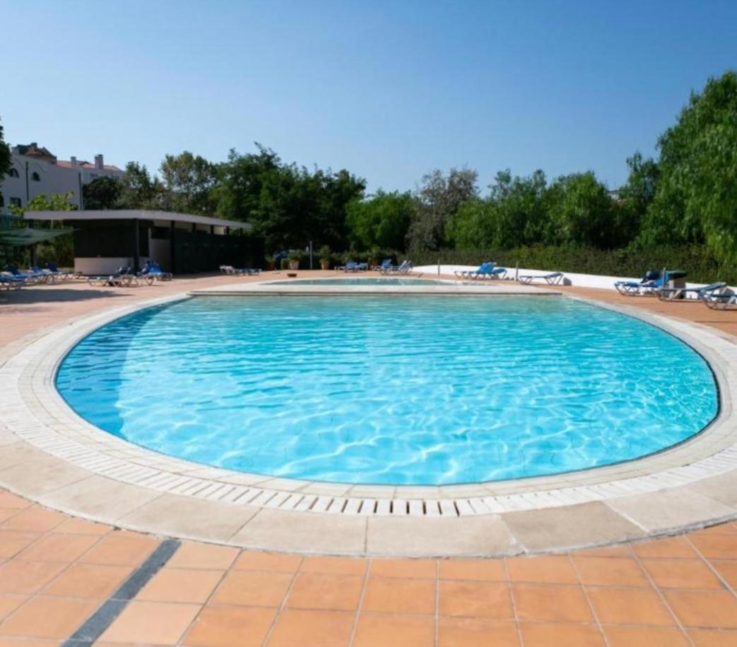 Apartment Besthomestay- Lisbon- Garden, Pool & Garage *