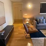 Besthomestay- Lisbon- Garden, Pool & Garage
