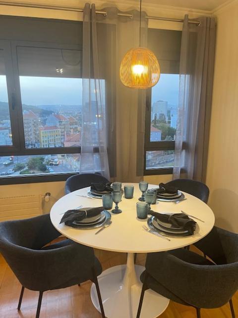 Besthomestay- Lisbon- Garden, Pool & Garage